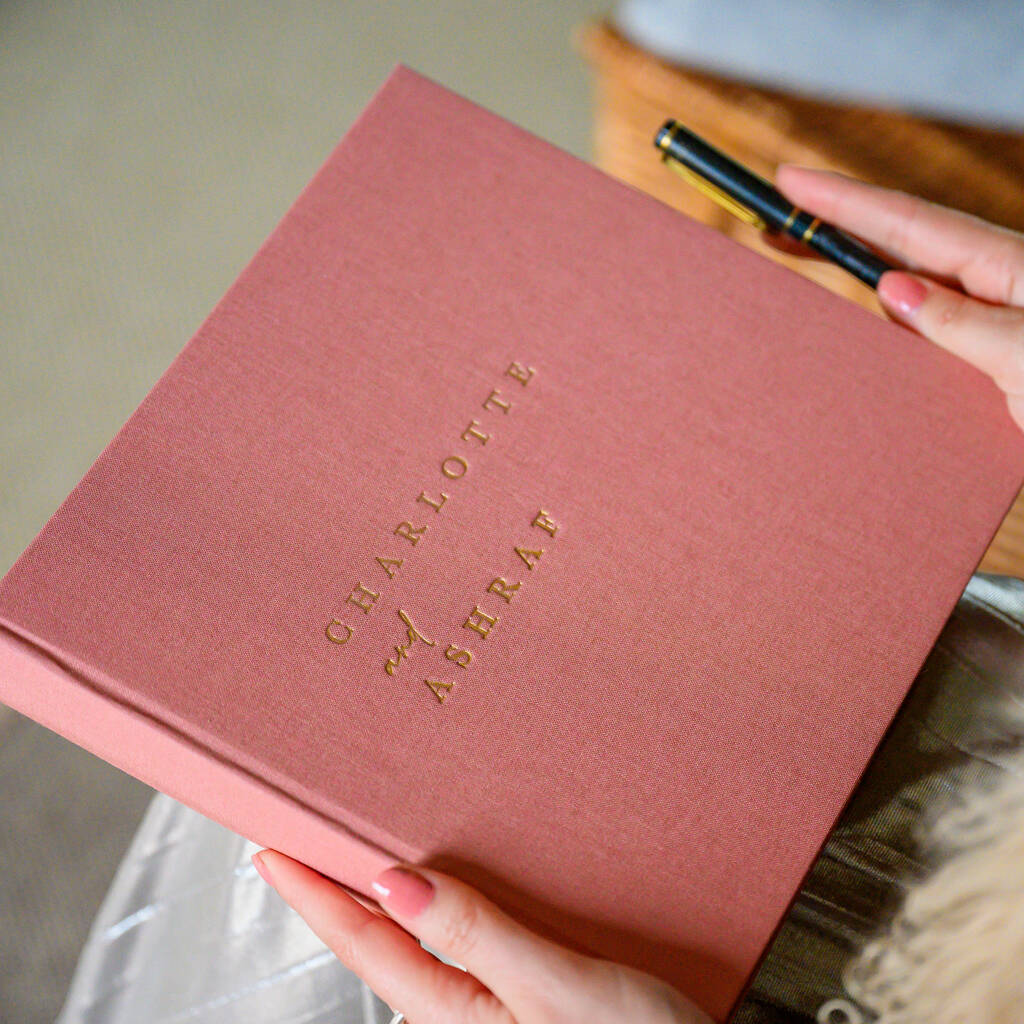 What are Five Fun Ideas for Using a Wedding Guest Book?