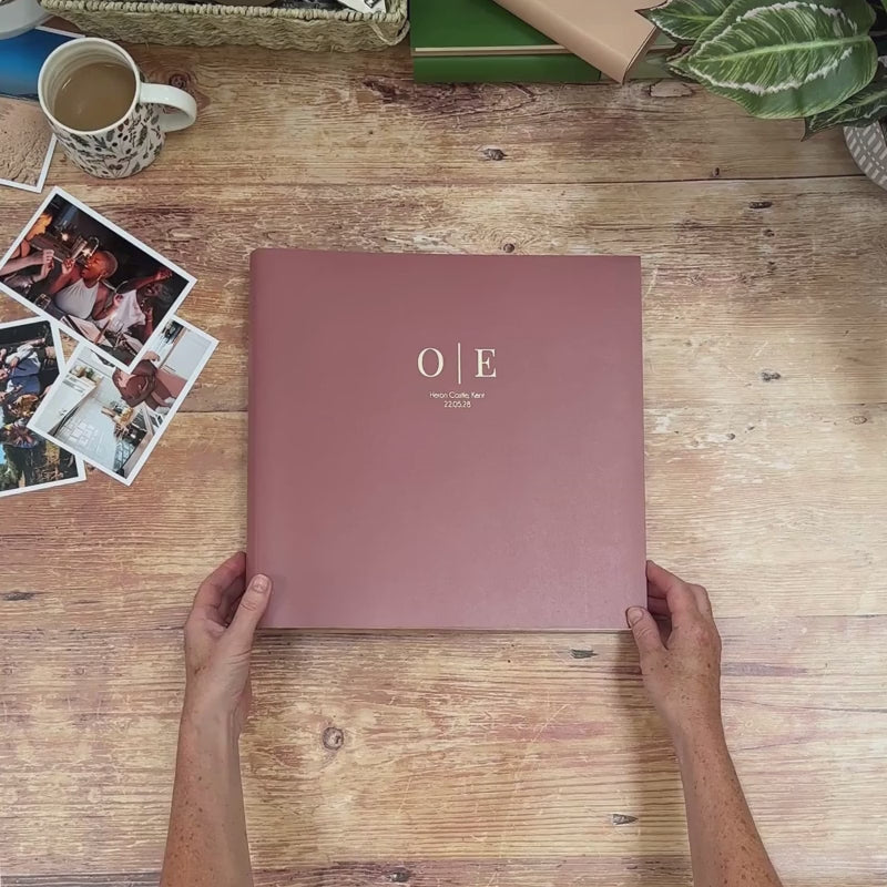 A video showing the exterior & interior of a personalised BeGolden wedding photo album.